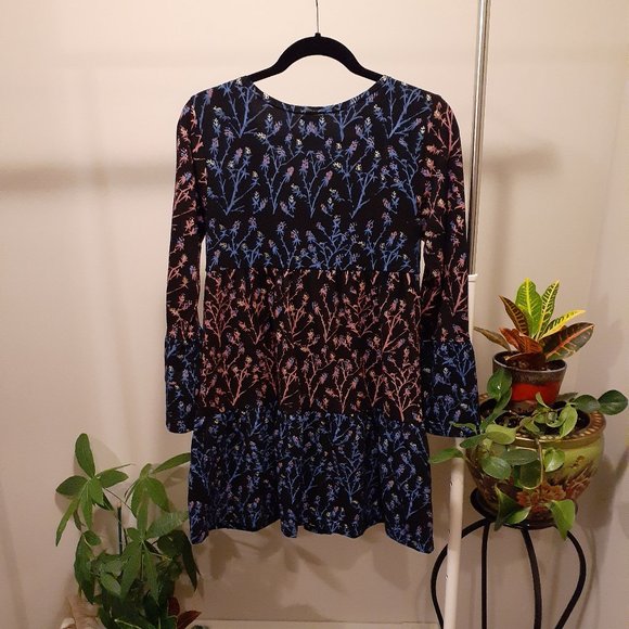 Thief & Bandit | Berry Peasant Dress - Picture 5 of 8